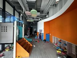 The Venue Shoppes (D13), Retail #599556001